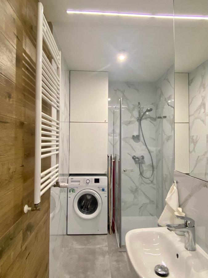 Enes Apartments Legnicka Street A วรอตซวาฟ ภายนอก รูปภาพ
