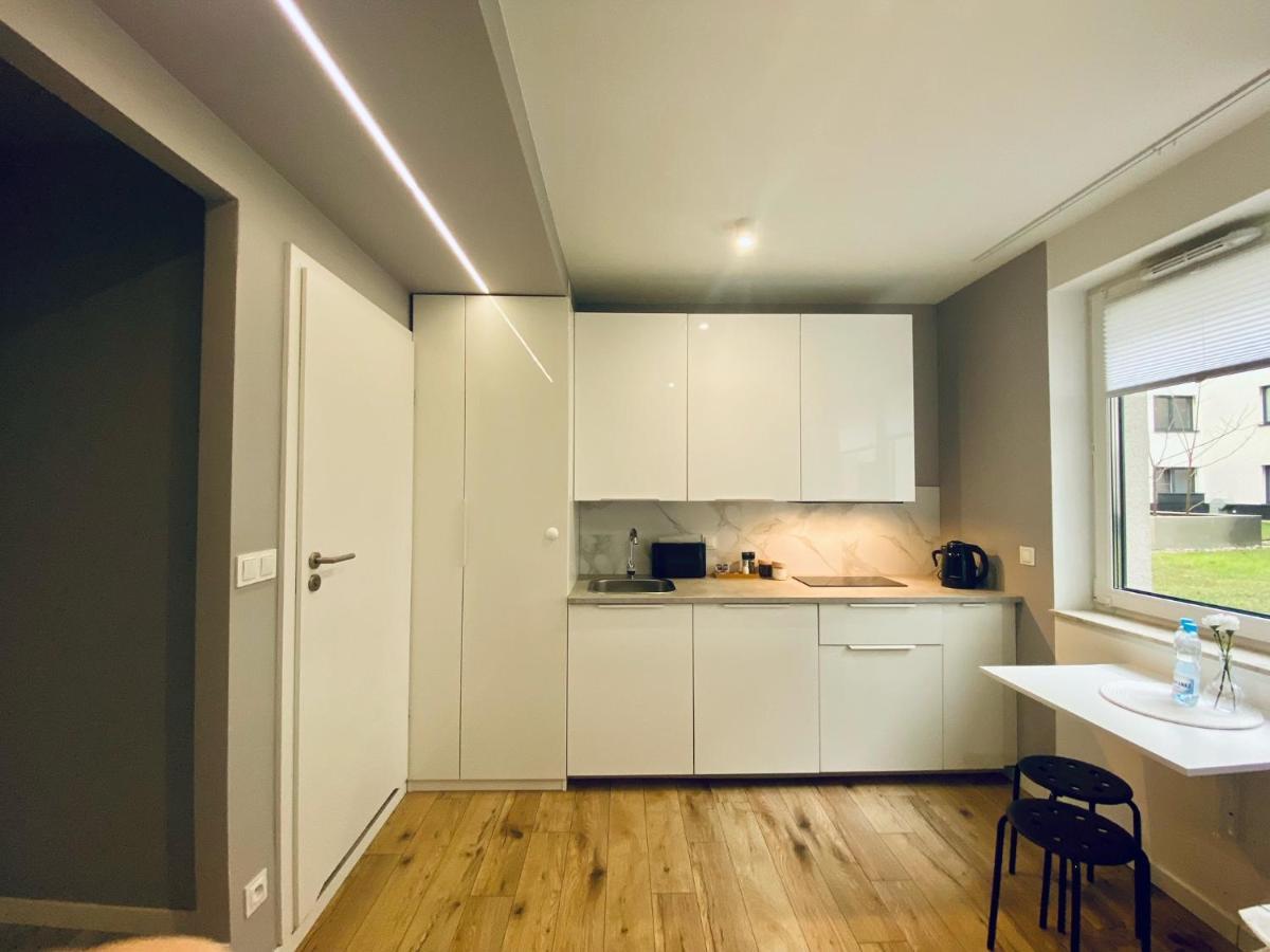 Enes Apartments Legnicka Street A วรอตซวาฟ ภายนอก รูปภาพ